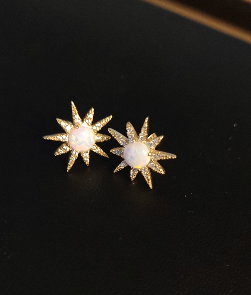 Starburst Studs